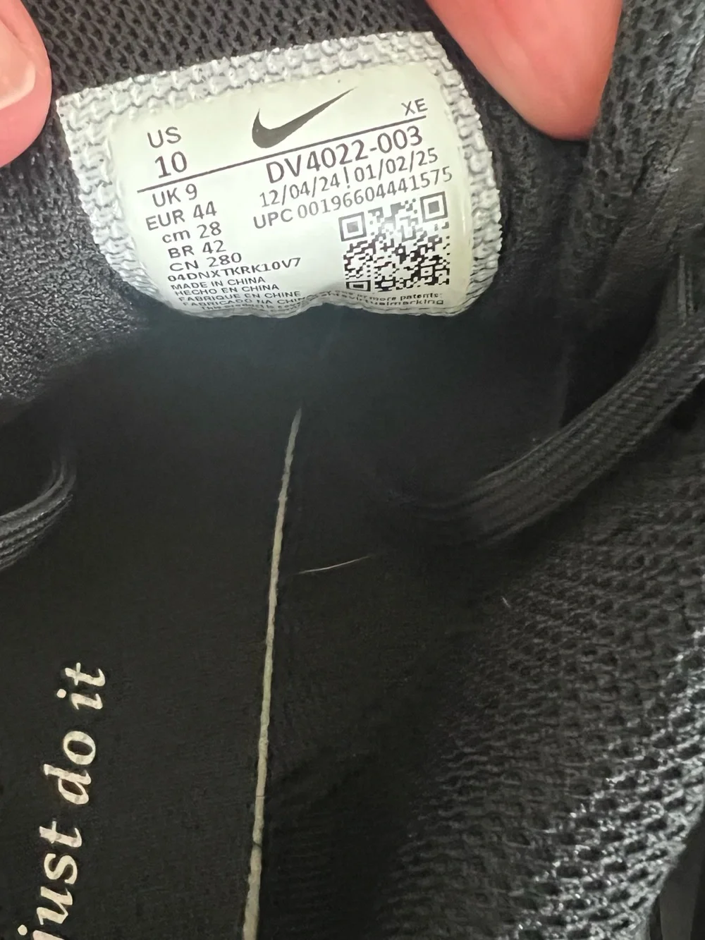 Nike Men's Air Winflo 10 Black/White Was worn once